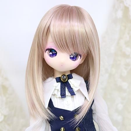 DOLLCE Semi Long wig in Faded Pink