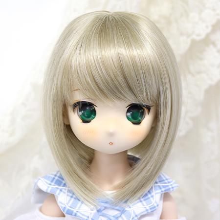 DOLLCE Maesagari Bob wig in Sand Beige