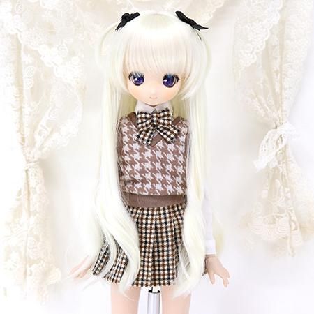 DOLLCE Fluffy Twin wig in Porcelain White