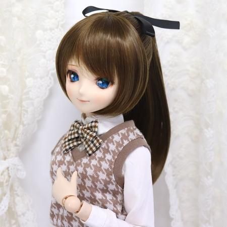 DOLLCE Pony Tail wig in Warm Brown