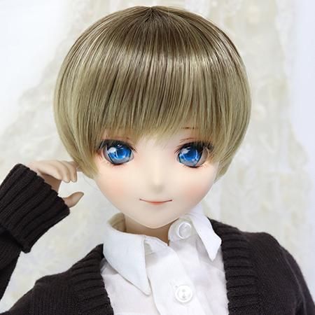 DOLLCE Gradation Short wig in Burnt Brown × Brown