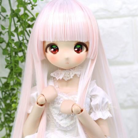 DOLLCE Lily Veil wig in Silk White × Pale Sakura Pink