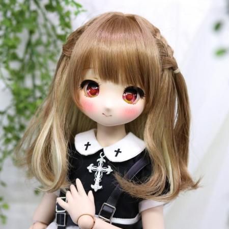 DOLLCE Chiffon Tresse wig in Warm Beige × Honey Blonde