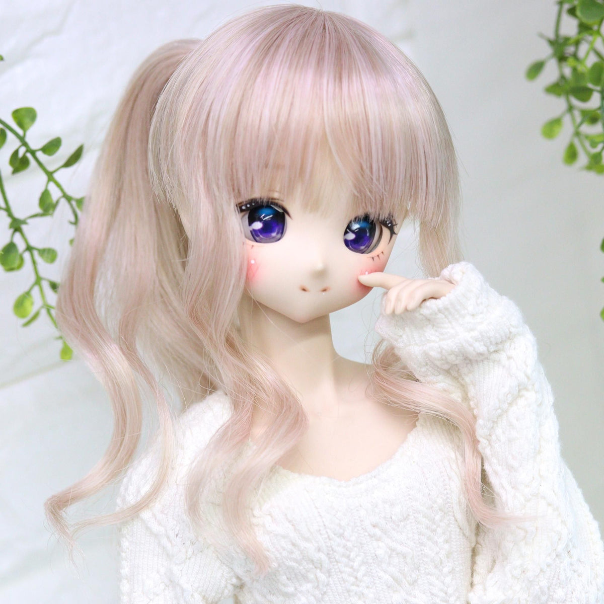 DOLLCE Side Pony wig in Faded Pink