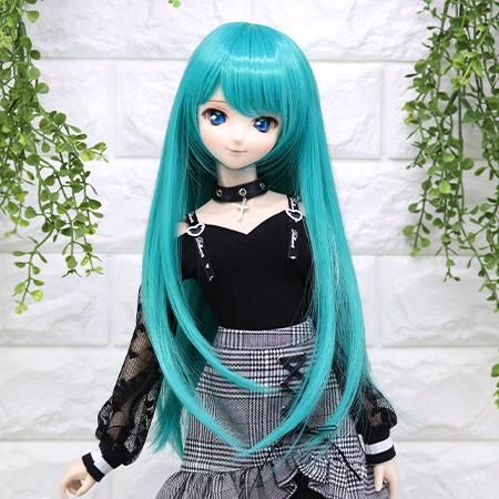 DOLLCE Natural Long wig in Fresh Green